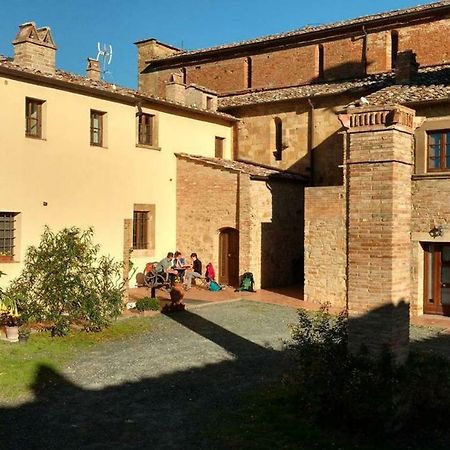 Ostello Sigerico Gambassi Terme Exterior photo